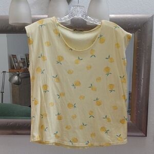 🩷3 FOR $15🩷  Mango Yellow Boxy Sleeveless Lemon Print Tee
